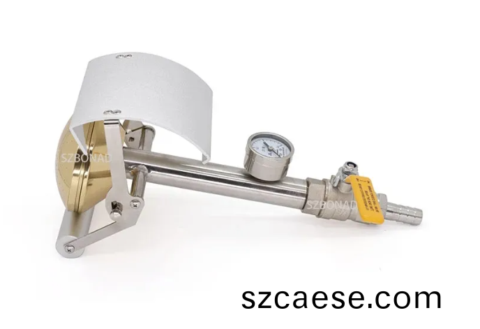 IEC 60529 IPX3/4 handheld brass water spray/splashing nozzles1